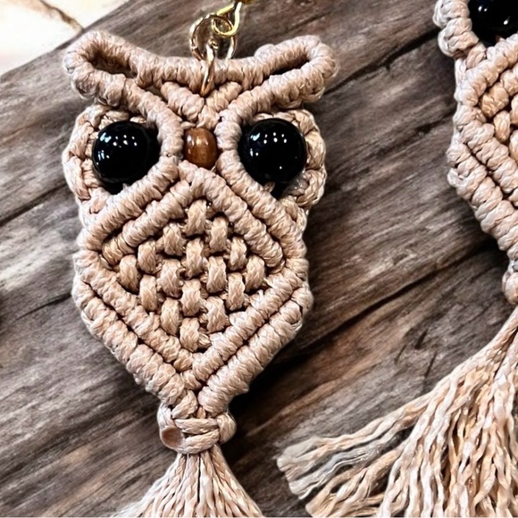 Owl macrame earrings 70s vibes Macrame Wood Hypoallergenic Ear wires Adorable - Picture 14 of 15